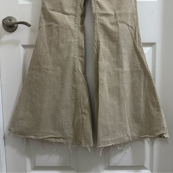 ALTAR’D STATE Corduroy Flare Bell Bottom Stretch Pants Women’s size 27 Beige Tan - Picture 3 of 13
